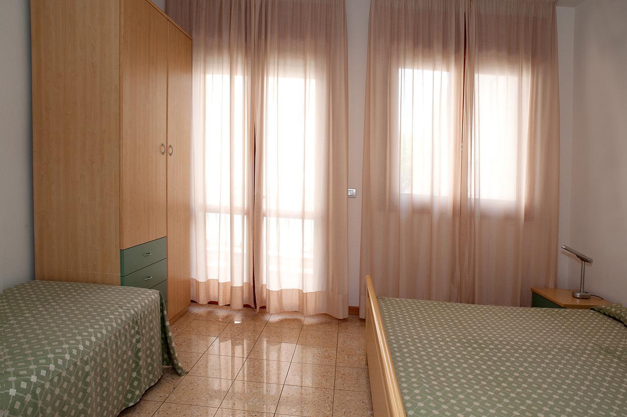 Residence Ca D'Oro Лідо-ді-Єзоло Екстер'єр фото